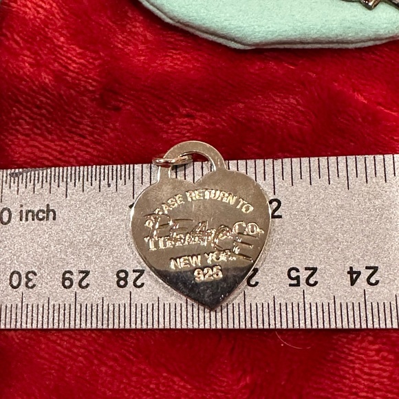 SOLD Authentic Tiffany & Co. retired large Heart Peace charm - Picture 6 of 9